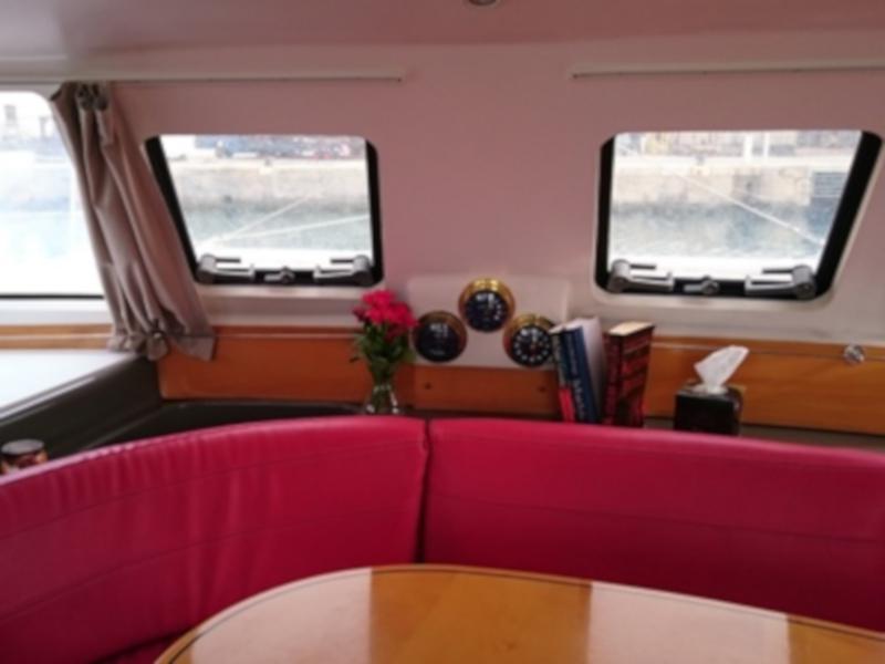 Book yachts online - catamaran - Lavezzi 40 - Mrs. Brightside - rent