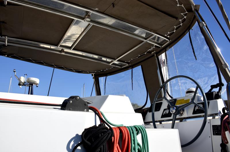 Book yachts online - catamaran - Bali 4.1 - Hole in One - rent