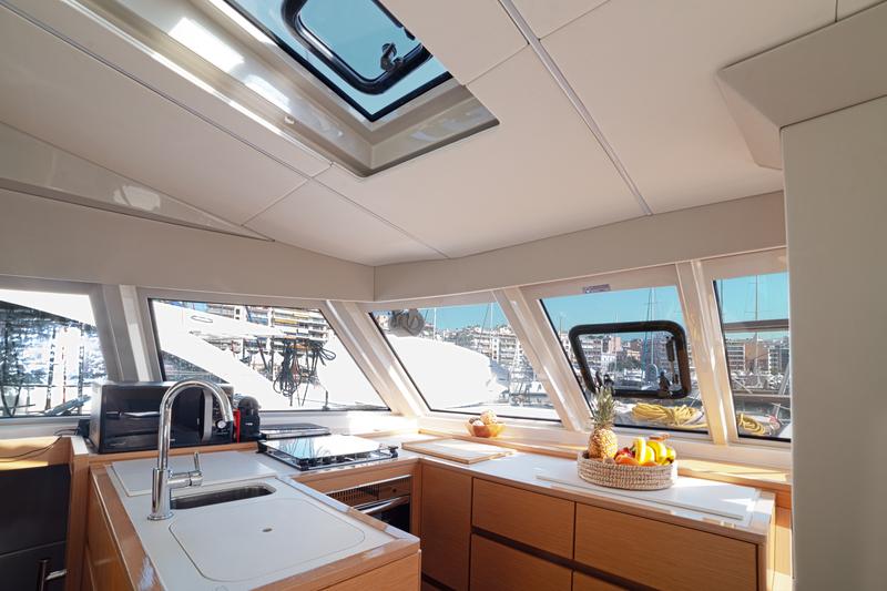 Book yachts online - catamaran - Nautitech 46 Fly - Exhibit A (AC -- Gen --Watermaker) - rent