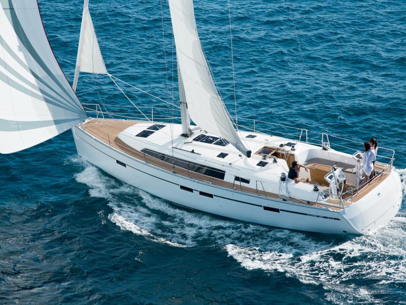 Book yachts online - sailboat - Bavaria Cruiser 46 - Ariadni - rent