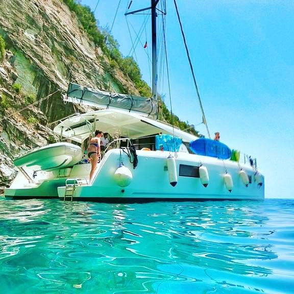 Book yachts online - catamaran - Lagoon 42 - Elysium crewed - VIP equipped - rent