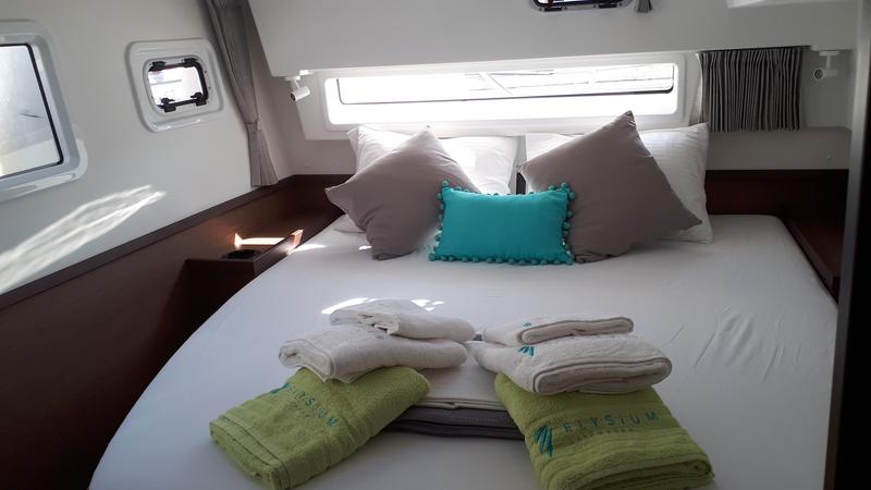 Book yachts online - catamaran - Lagoon 42 - Elysium crewed - VIP equipped - rent