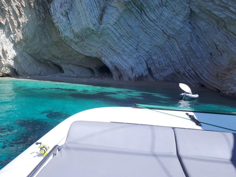 Book yachts online - catamaran - Lagoon 42 - Elysium crewed - VIP equipped - rent