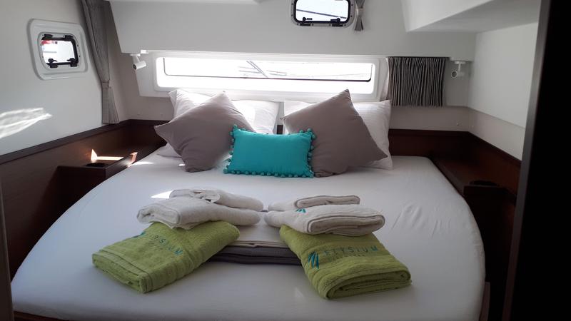 Book yachts online - catamaran - Lagoon 42 - Elysium crewed - VIP equipped - rent
