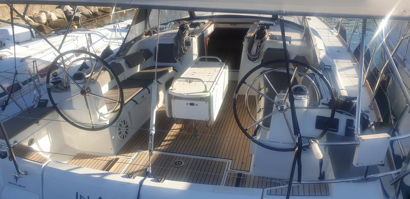 Book yachts online - sailboat - Sun Odyssey 519 - In A Silent Way - rent