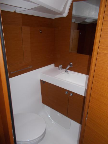 Book yachts online - sailboat - Sun Odyssey 519 - In A Silent Way - rent