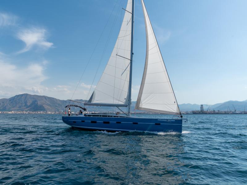 Book yachts online - sailboat - D&amp;D Kufner 54 - Hydra - rent