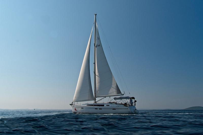 Book yachts online - sailboat - Bavaria 46 CN - MH 42 - rent