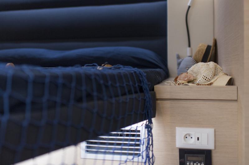 Book yachts online - catamaran - Fountaine Pajot Saona 47 - Saona (Ac in all cabins+Wm+Gen+Bbq) - rent