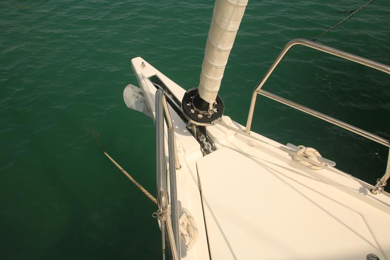 Book yachts online - sailboat - Dufour 390 Grand Large - DILI (vers 50hp+Gas Bbq) - rent