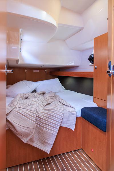 Book yachts online - sailboat - Bavaria 46 Cruiser - Kyveli - rent