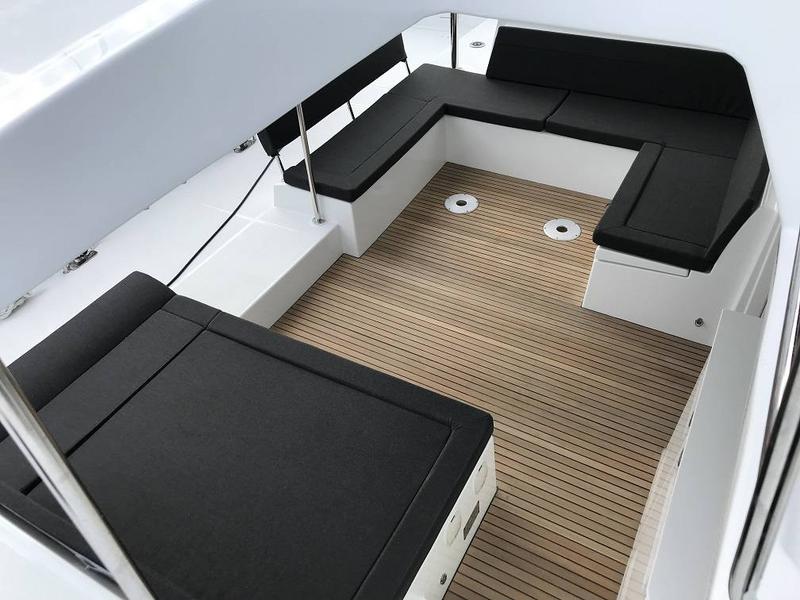 Book yachts online - catamaran - Lagoon 450S - Remire - rent