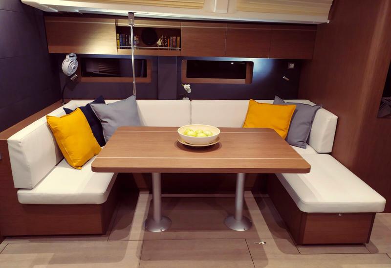 Book yachts online - sailboat - Oceanis 51.1 - Infinity - rent