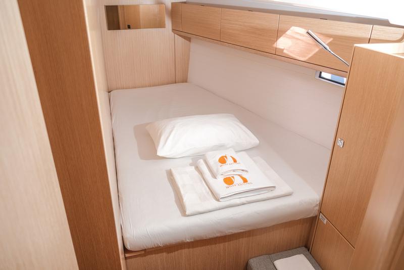 Book yachts online - sailboat - Bavaria Cruiser 46 - ISTANBUL - rent