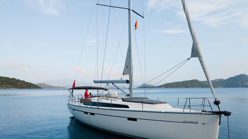 Book yachts online - sailboat - Bavaria Cruiser 46 - AMSTERDAM - rent