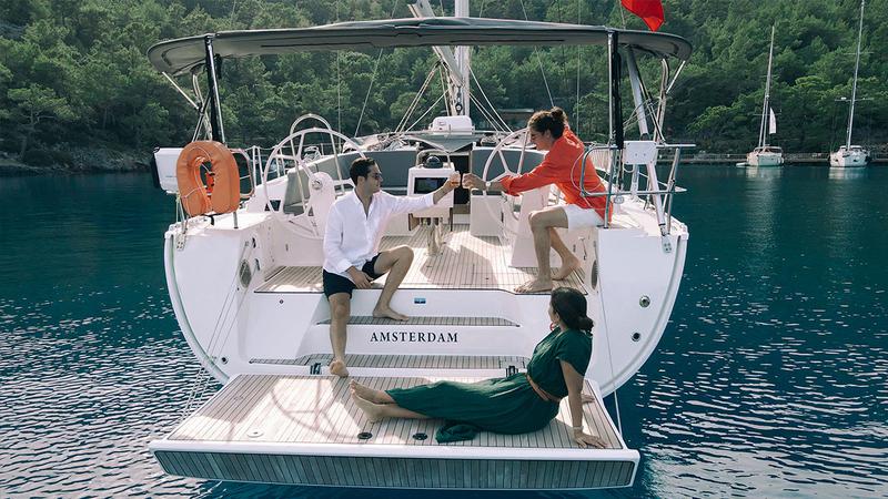 Book yachts online - sailboat - Bavaria Cruiser 46 - AMSTERDAM - rent