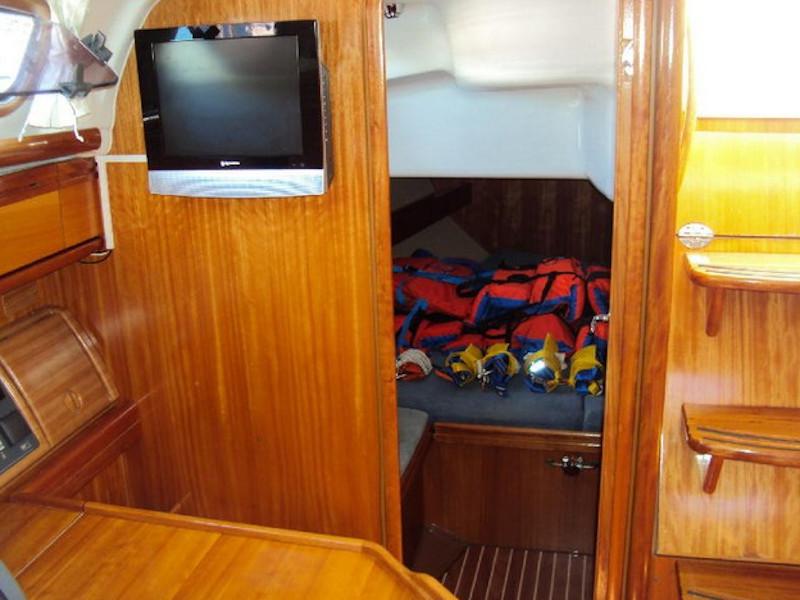 Book yachts online - sailboat - Bavaria 39 Cruiser - Marja - rent
