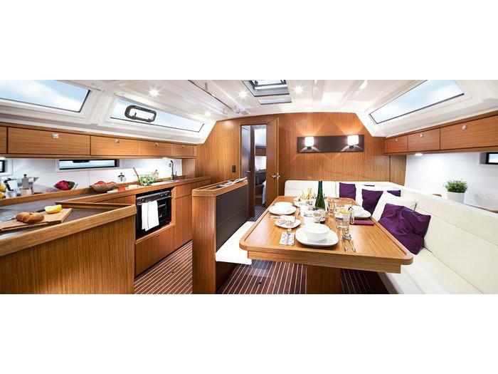 Book yachts online - sailboat - Bavaria Cruiser 46 - W - rent