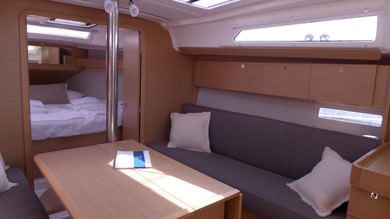 Book yachts online - sailboat - Dufour 360 - Mar me Quer - rent