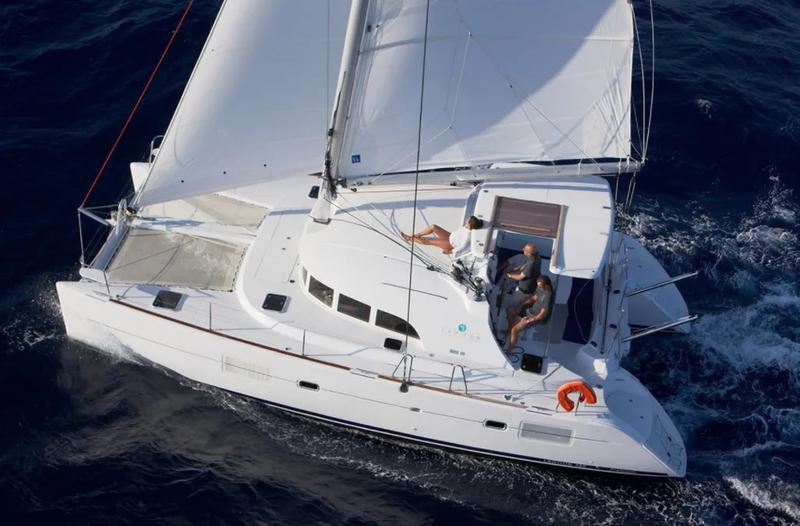 Book yachts online - catamaran - Lagoon 380 S2 - WHY KNOT (1 SUP free of charge) - rent