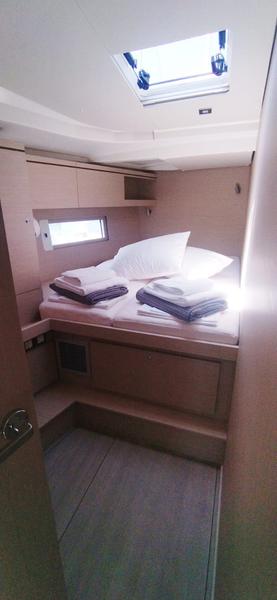 Book yachts online - sailboat - Oceanis 51.1 - ESCAPE (generator, air condition, water maker, 1 SUP free of charge) - rent