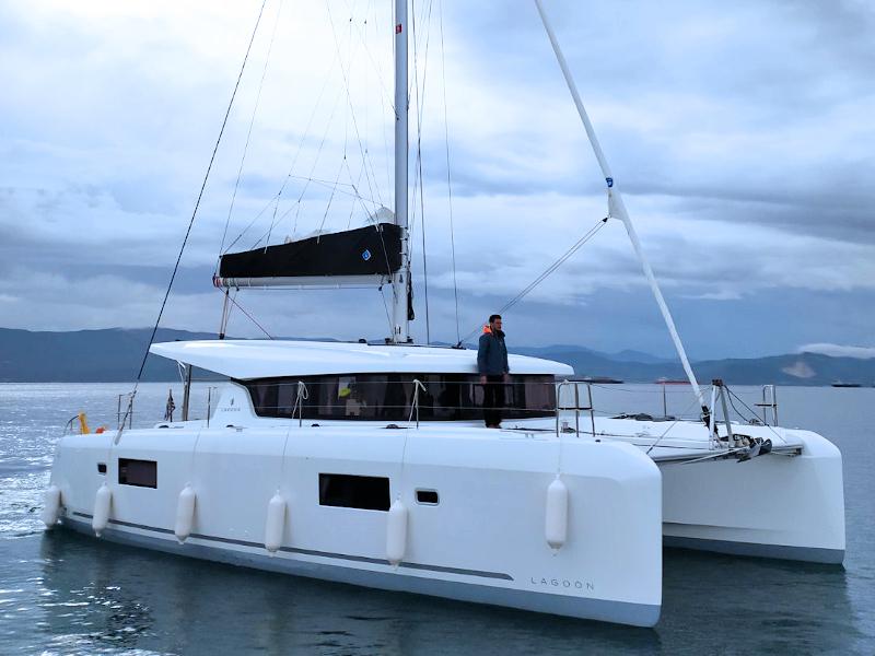 Book yachts online - catamaran - Lagoon 42 - ALEXANDROS (generator, air condition, watermaker, 1 SUP free of charge) - rent