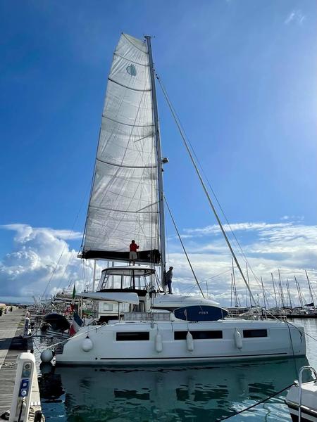 Book yachts online - catamaran - Lagoon 50 - Colibrì Platinum Service - rent