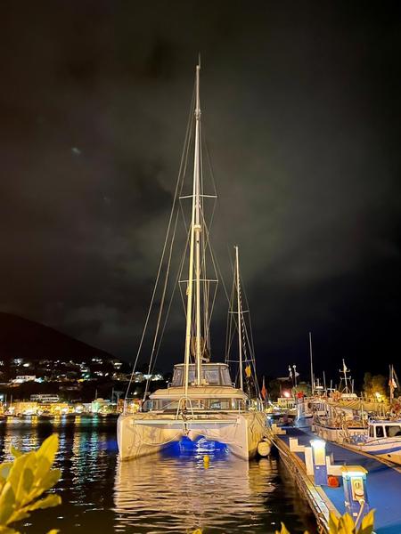 Book yachts online - catamaran - Lagoon 50 - Colibrì Platinum Service - rent