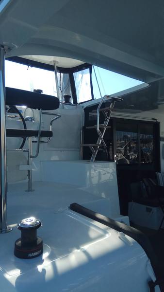 Book yachts online - catamaran - Lagoon 42 - Euphoria - rent