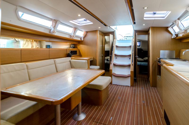 Book yachts online - sailboat - Sun Odyssey 44 i - ANASTASIA - rent