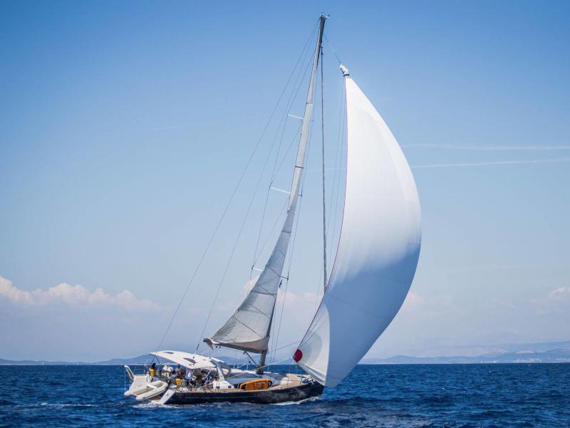 Book yachts online - sailboat - Oceanis 58 - Queen Axiera (crewed) - rent