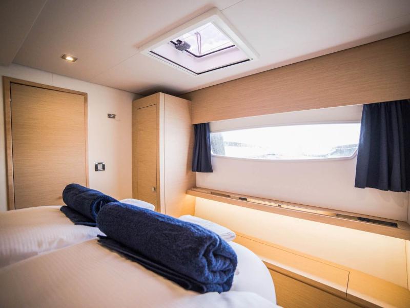 Book yachts online - catamaran - Saba 50 - Princess Aphrodite (crewed) - rent