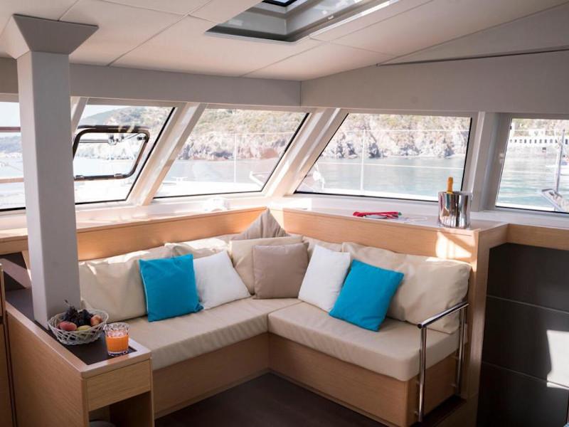 Book yachts online - catamaran - Nautitech 46 Fly - Elettra - rent