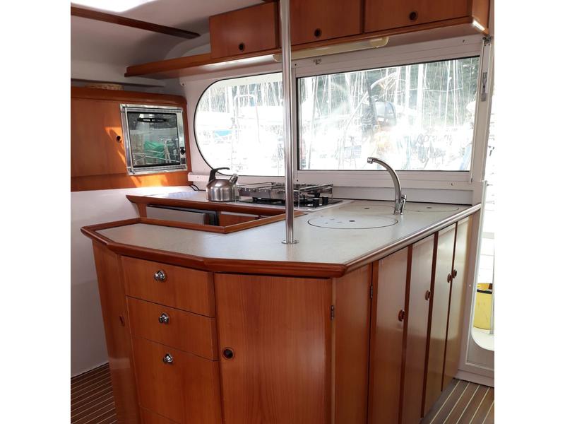 Book yachts online - catamaran - Nautitech 47 - Kassiopeia - rent