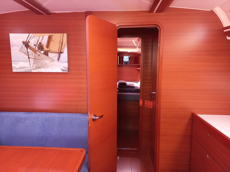 Book yachts online - sailboat - Dufour 450 GL - Surprise - rent