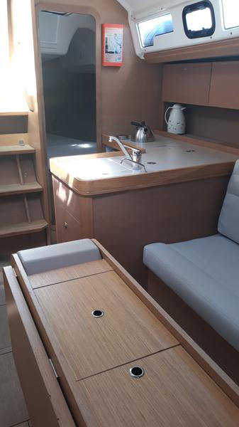 Book yachts online - sailboat - Dufour 350 - White Pearl - rent