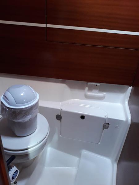 Book yachts online - sailboat - Dufour 450 GL - Pandeia - rent