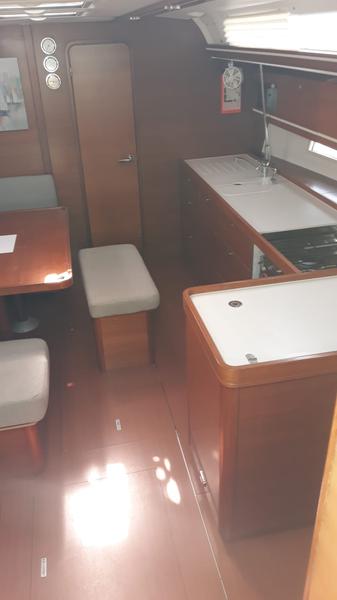 Book yachts online - sailboat - Dufour 450 GL - Pandeia - rent
