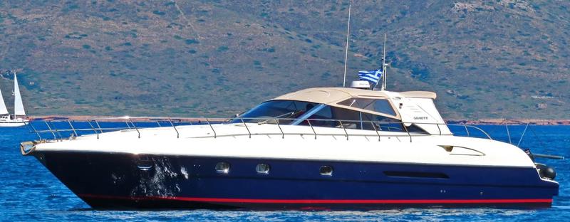 Book yachts online - motorboat - Gianneti 55 Sport - Remode - rent