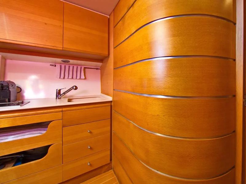 Book yachts online - motorboat - Gianneti 55 Sport - Remode - rent