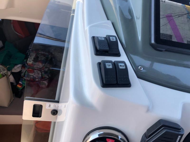 Book yachts online - motorboat - Karnic SL 702 - Meliti - rent