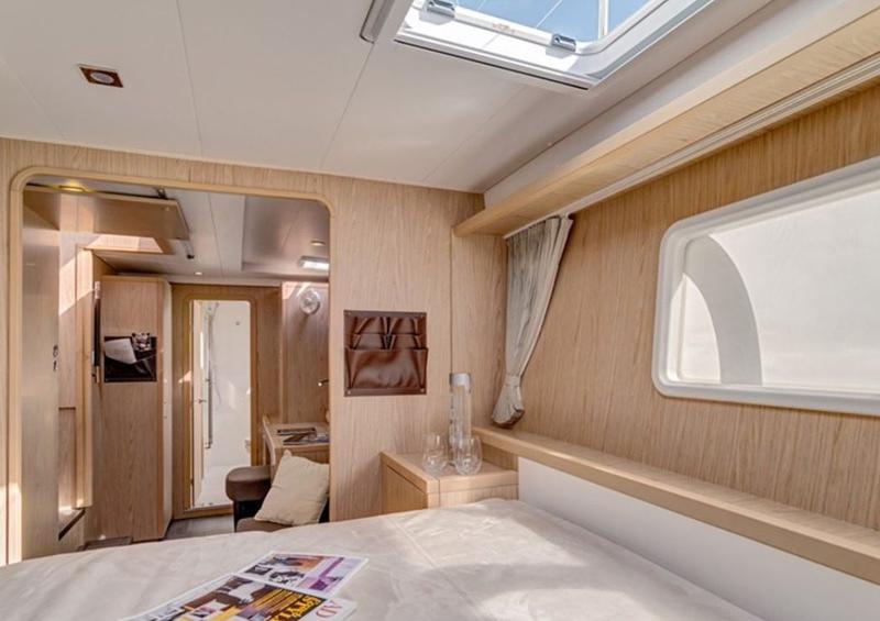 Book yachts online - catamaran - Lagoon 400 S2 - Orion VIII - rent