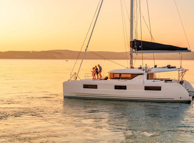 Book yachts online - catamaran - Lagoon 46 - Lino - rent