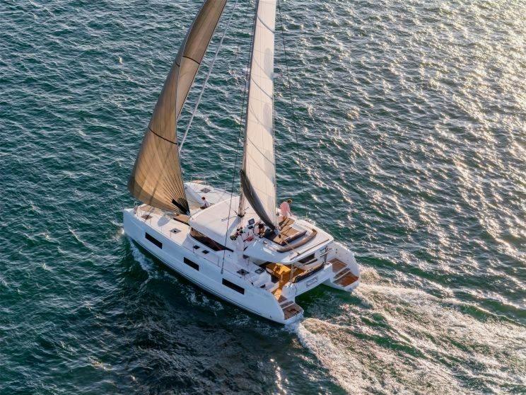 Book yachts online - catamaran - Lagoon 46 - Lino - rent