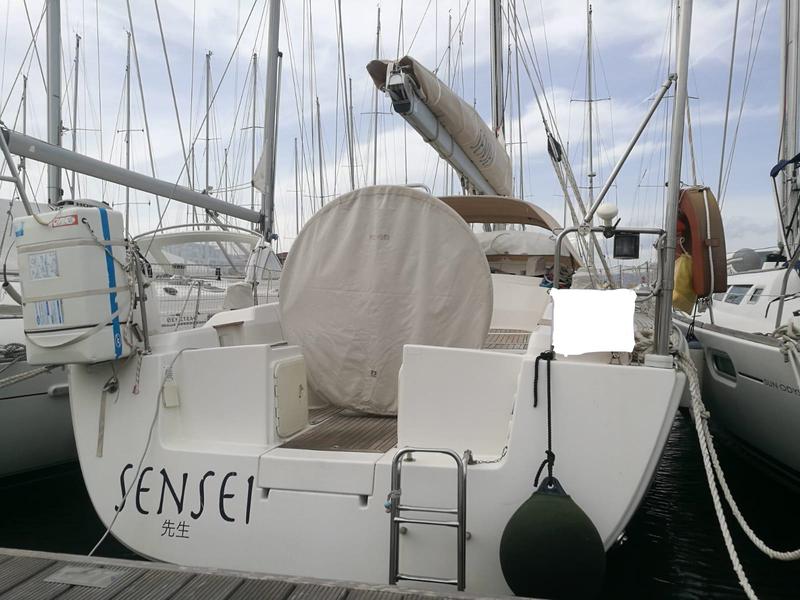 Book yachts online - sailboat - Hanse 400e - Sensei - rent