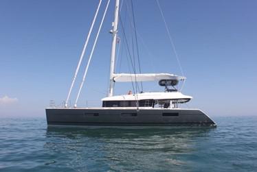 Book yachts online - catamaran - Lagoon 620 - ZS - rent