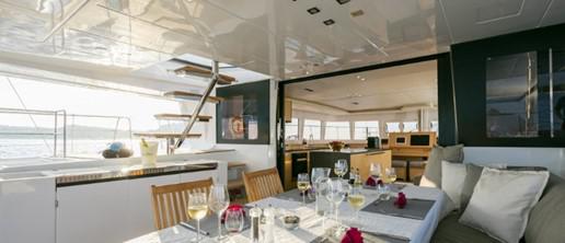 Book yachts online - catamaran - Lagoon 620 - ZS - rent