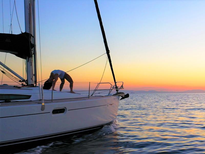 Book yachts online - sailboat - Sun Odyssey 39i - Bookie Too - rent