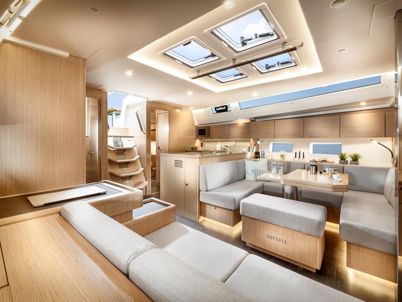 Book yachts online - sailboat - Bavaria C50 - MALENA - rent