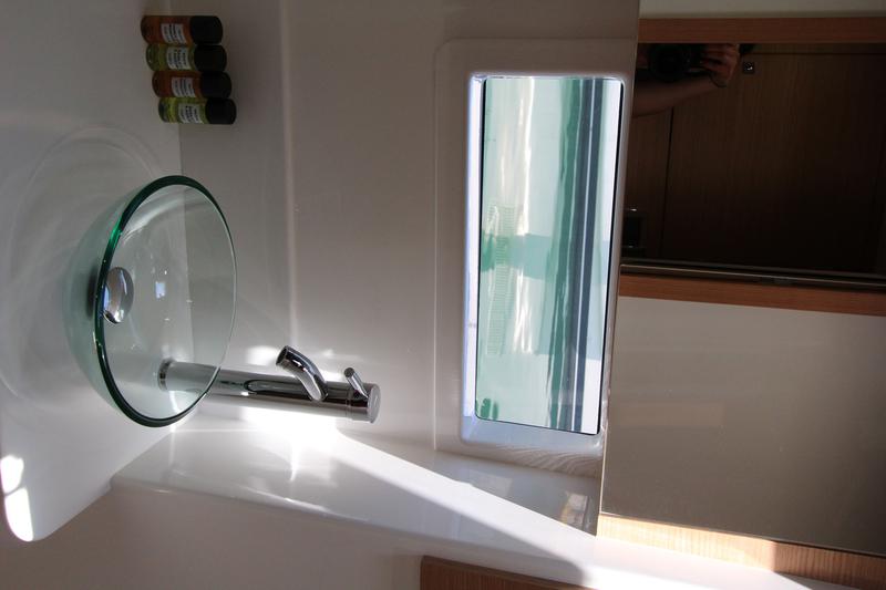 Book yachts online - catamaran - Dufour Catamaran 48 - Sualzo - rent